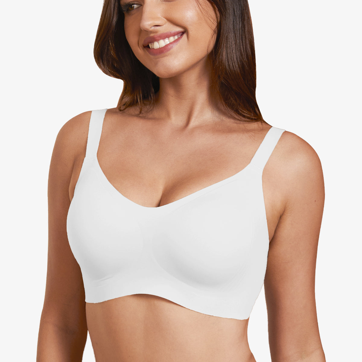 White full-coverage T-shirt bra with smooth neckline