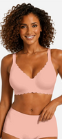 Tea red no-underwire full-coverage bra with scalloped trim